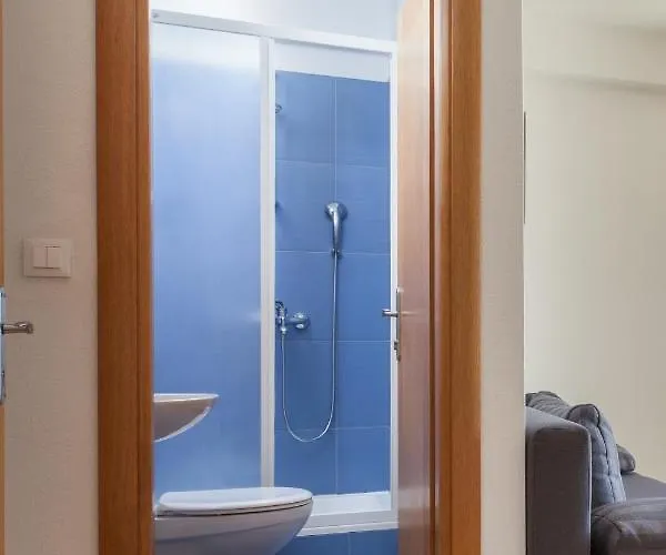 14457a Apartament